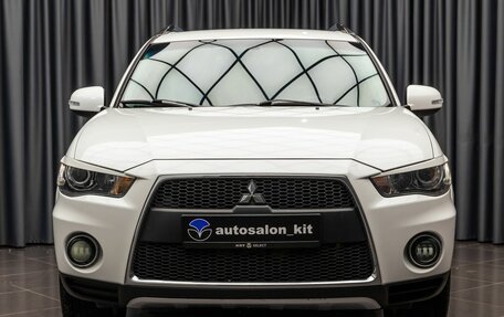 Mitsubishi Outlander III рестайлинг 3, 2011 год, 1 290 000 рублей, 2 фотография