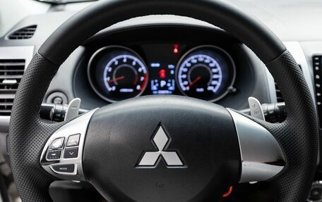 Mitsubishi Outlander III рестайлинг 3, 2011 год, 1 290 000 рублей, 12 фотография
