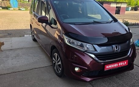 Honda Freed II, 2017 год, 1 350 000 рублей, 1 фотография