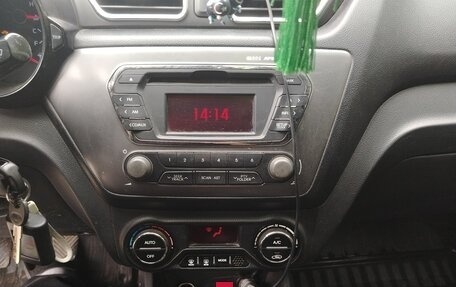 KIA Rio III рестайлинг, 2012 год, 2 фотография