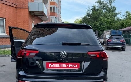 Volkswagen Tiguan II, 2021 год, 2 650 000 рублей, 5 фотография
