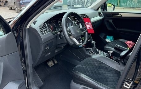 Volkswagen Tiguan II, 2021 год, 2 650 000 рублей, 11 фотография