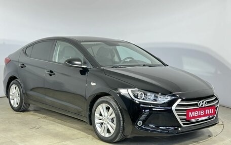 Hyundai Elantra VI рестайлинг, 2017 год, 1 050 000 рублей, 5 фотография