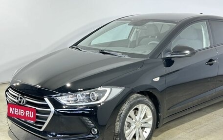 Hyundai Elantra VI рестайлинг, 2017 год, 1 050 000 рублей, 14 фотография