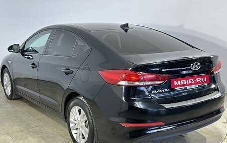 Hyundai Elantra VI рестайлинг, 2017 год, 1 050 000 рублей, 7 фотография