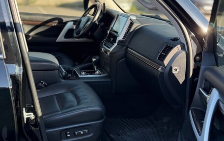 Toyota Land Cruiser 200, 2016 год, 5 650 000 рублей, 11 фотография