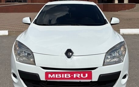 Renault Megane III, 2009 год, 650 000 рублей, 3 фотография