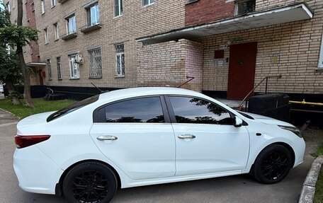 KIA Rio IV, 2017 год, 1 400 000 рублей, 2 фотография