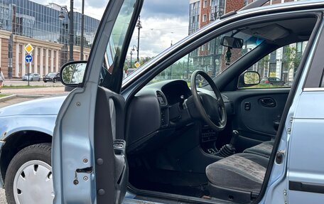 Suzuki Baleno I, 1997 год, 160 000 рублей, 7 фотография