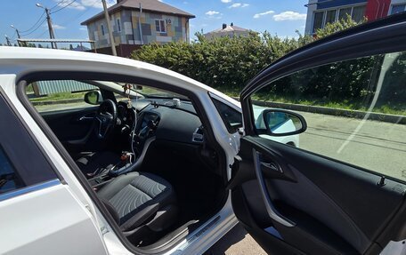 Opel Astra J, 2013 год, 1 050 000 рублей, 10 фотография