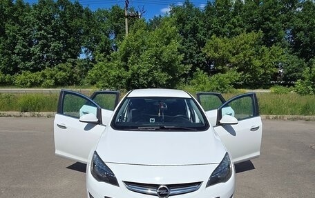 Opel Astra J, 2013 год, 1 050 000 рублей, 14 фотография