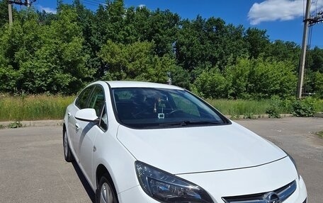 Opel Astra J, 2013 год, 1 050 000 рублей, 8 фотография