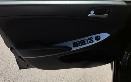 Hyundai Solaris II рестайлинг, 2016 год, 930 000 рублей, 8 фотография
