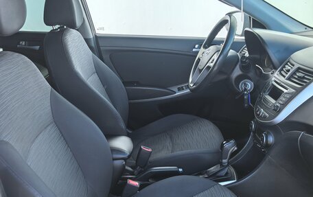 Hyundai Solaris II рестайлинг, 2016 год, 930 000 рублей, 22 фотография