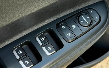KIA Rio IV, 2019 год, 1 559 000 рублей, 16 фотография
