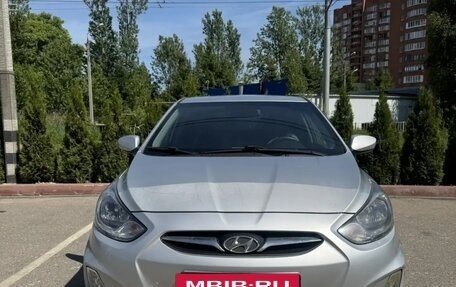 Hyundai Solaris II рестайлинг, 2012 год, 890 000 рублей, 2 фотография