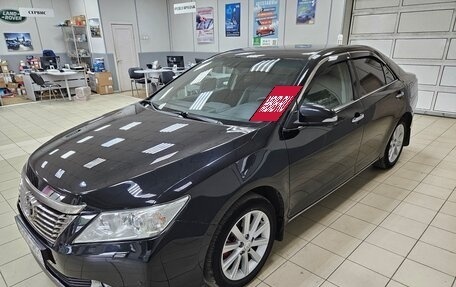 Toyota Camry, 2014 год, 1 650 000 рублей, 2 фотография
