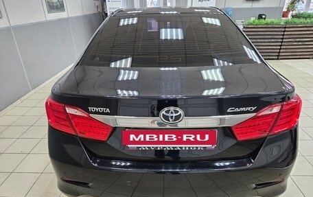 Toyota Camry, 2014 год, 1 650 000 рублей, 4 фотография
