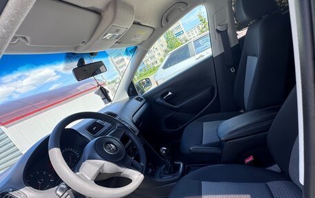 Volkswagen Polo VI (EU Market), 2013 год, 685 000 рублей, 11 фотография