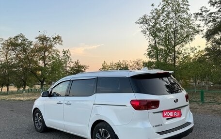 KIA Carnival III, 2019 год, 2 680 000 рублей, 5 фотография