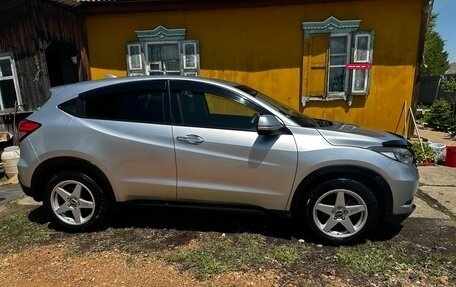 Honda Vezel, 2014 год, 1 260 000 рублей, 4 фотография