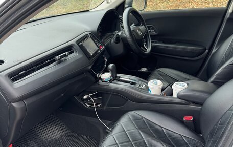 Honda Vezel, 2014 год, 1 260 000 рублей, 12 фотография