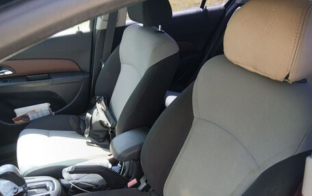 Chevrolet Cruze II, 2013 год, 820 000 рублей, 9 фотография