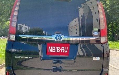 Toyota Esquire I, 2015 год, 1 550 000 рублей, 4 фотография