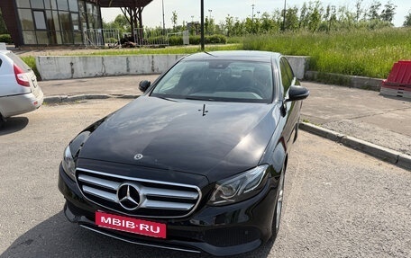 Mercedes-Benz E-Класс, 2017 год, 4 000 000 рублей, 1 фотография