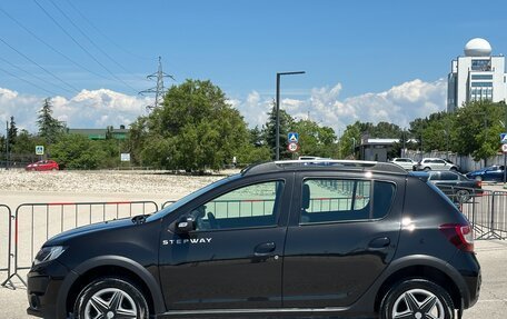 Renault Sandero II рестайлинг, 2016 год, 797 000 рублей, 12 фотография