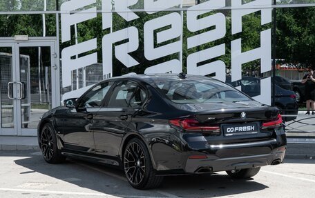 BMW 5 серия, 2021 год, 4 590 000 рублей, 2 фотография