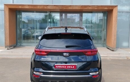 KIA Sportage IV рестайлинг, 2018 год, 1 900 000 рублей, 6 фотография