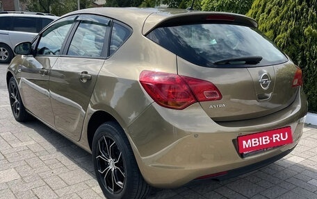 Opel Astra J, 2012 год, 810 000 рублей, 5 фотография