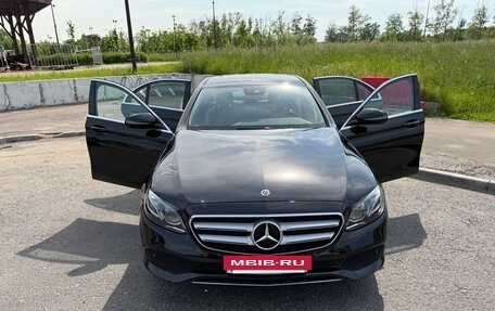 Mercedes-Benz E-Класс, 2017 год, 4 000 000 рублей, 2 фотография