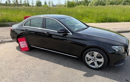 Mercedes-Benz E-Класс, 2017 год, 4 000 000 рублей, 9 фотография