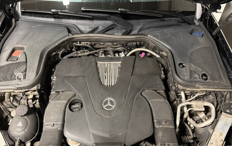 Mercedes-Benz E-Класс, 2017 год, 4 000 000 рублей, 21 фотография