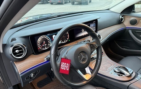 Mercedes-Benz E-Класс, 2017 год, 4 000 000 рублей, 39 фотография