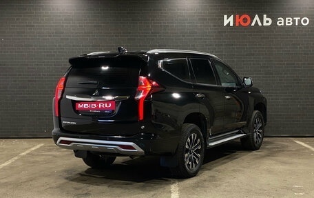 Mitsubishi Montero Sport, 2022 год, 4 500 000 рублей, 5 фотография