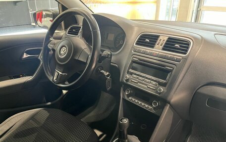 Volkswagen Polo VI (EU Market), 2012 год, 615 000 рублей, 13 фотография