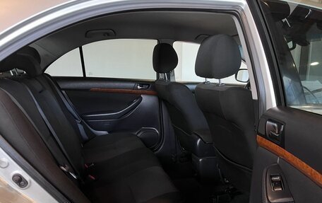 Toyota Avensis III рестайлинг, 2008 год, 728 000 рублей, 23 фотография