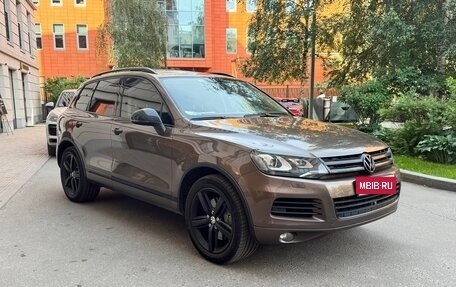 Volkswagen Touareg III, 2013 год, 2 600 000 рублей, 1 фотография