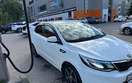 KIA Rio III рестайлинг, 2017 год, 995 000 рублей, 4 фотография