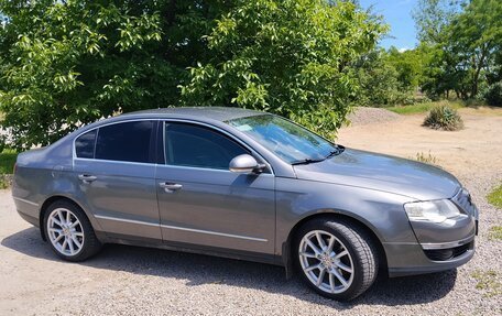 Volkswagen Passat B6, 2008 год, 700 000 рублей, 2 фотография