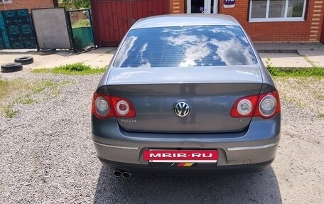 Volkswagen Passat B6, 2008 год, 700 000 рублей, 3 фотография