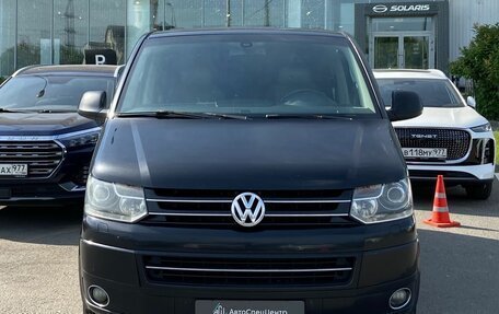 Volkswagen Multivan T5, 2010 год, 1 748 000 рублей, 3 фотография
