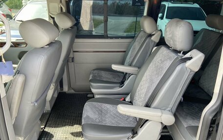 Volkswagen Multivan T5, 2010 год, 1 748 000 рублей, 11 фотография