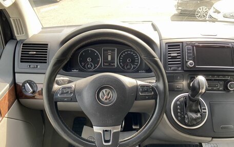 Volkswagen Multivan T5, 2010 год, 1 748 000 рублей, 16 фотография