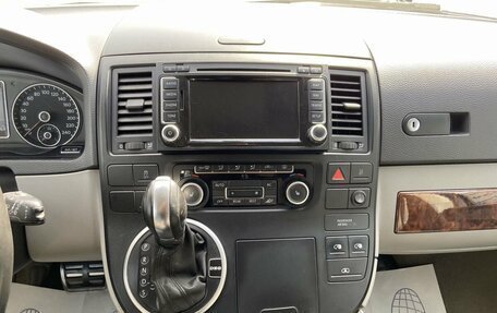 Volkswagen Multivan T5, 2010 год, 1 748 000 рублей, 18 фотография