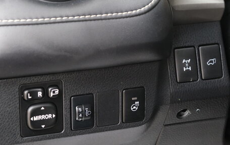 Toyota RAV4, 2017 год, 2 299 000 рублей, 10 фотография