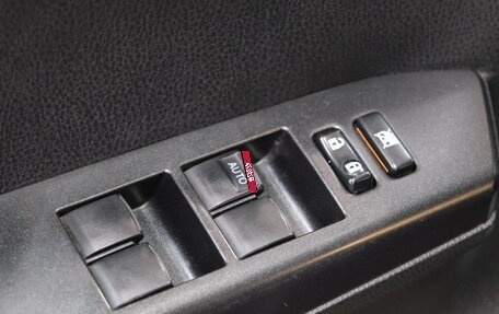 Toyota RAV4, 2017 год, 2 299 000 рублей, 9 фотография